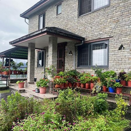 The North Face Inn'S Homestay Pokhara Extérieur photo