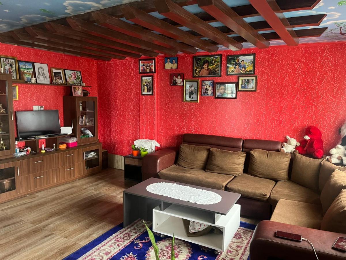 The North Face Inn'S Homestay Pokhara Extérieur photo