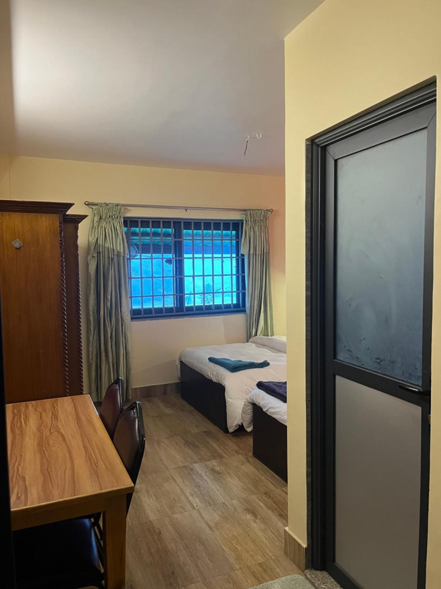 The North Face Inn'S Homestay Pokhara Extérieur photo